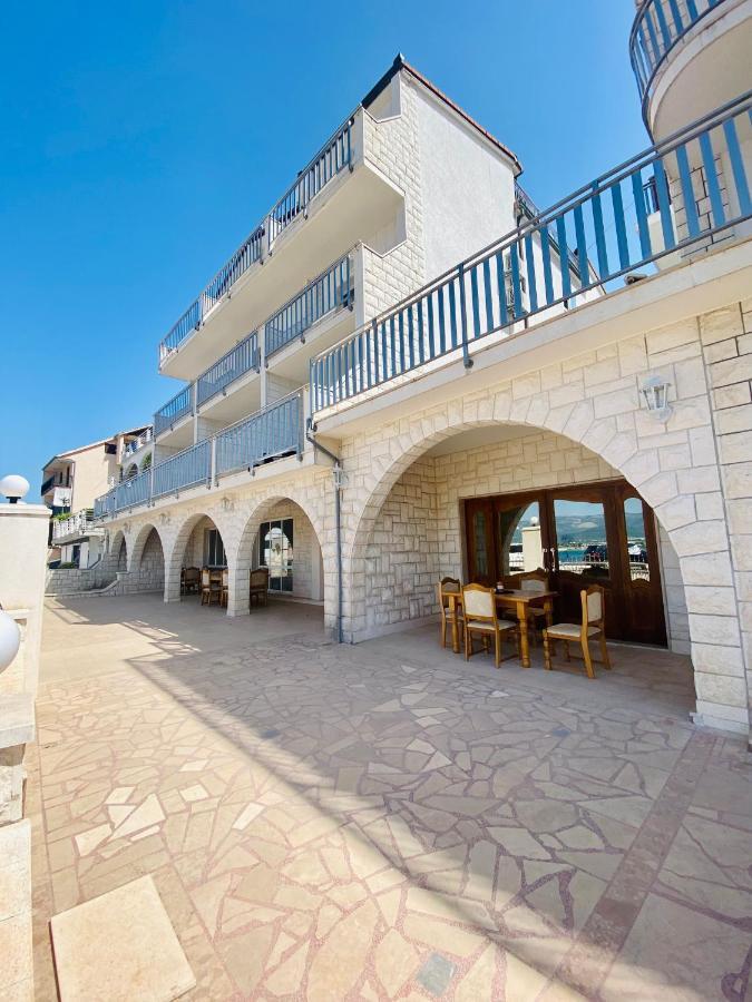Hotel Buenavista Beach House Trogir Mastrinka Esterno foto