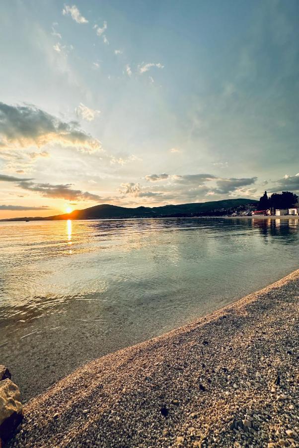 Hotel Buenavista Beach House Trogir Mastrinka Esterno foto